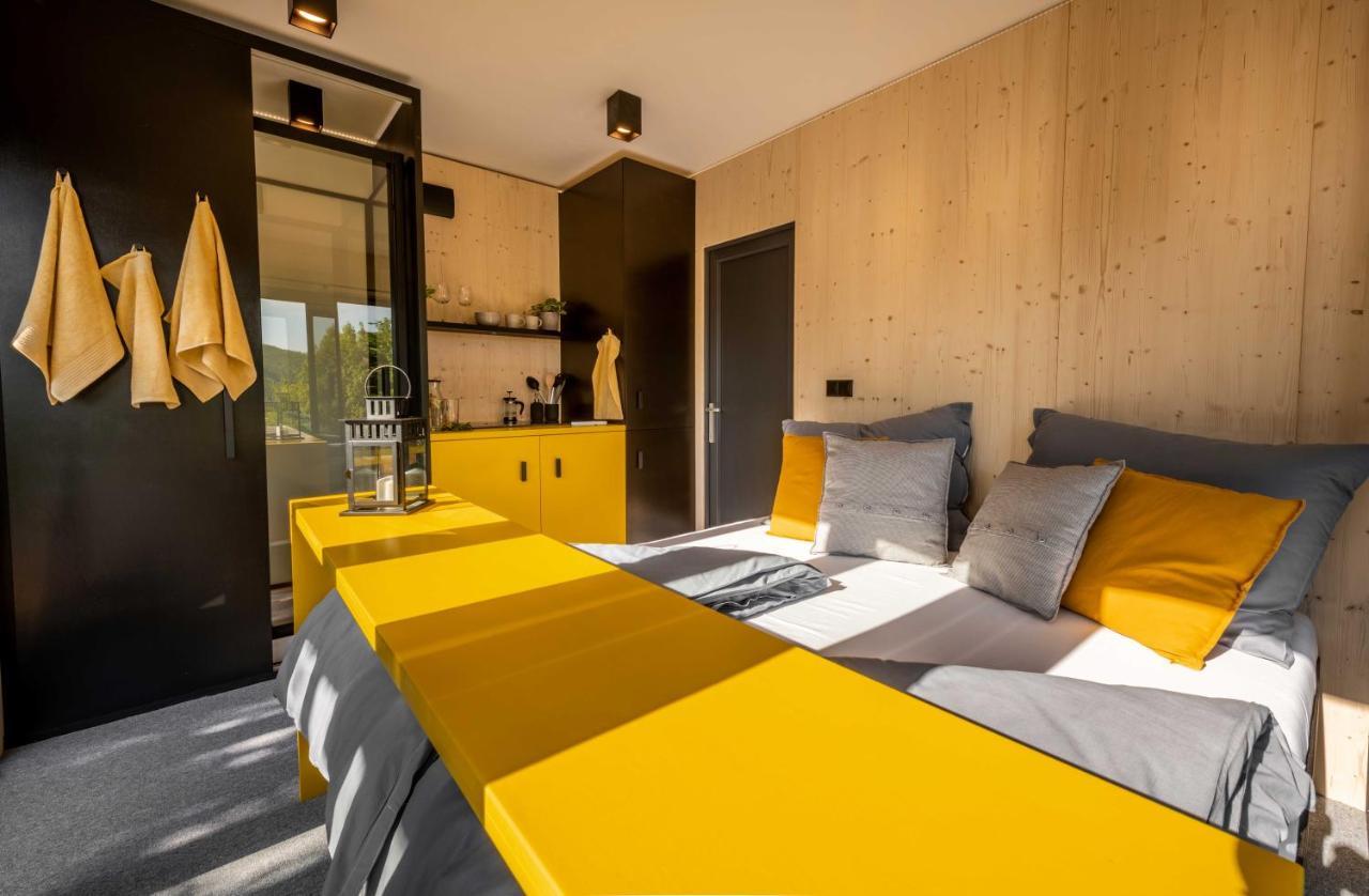 Kutica Apartment Nova Bana Exterior photo